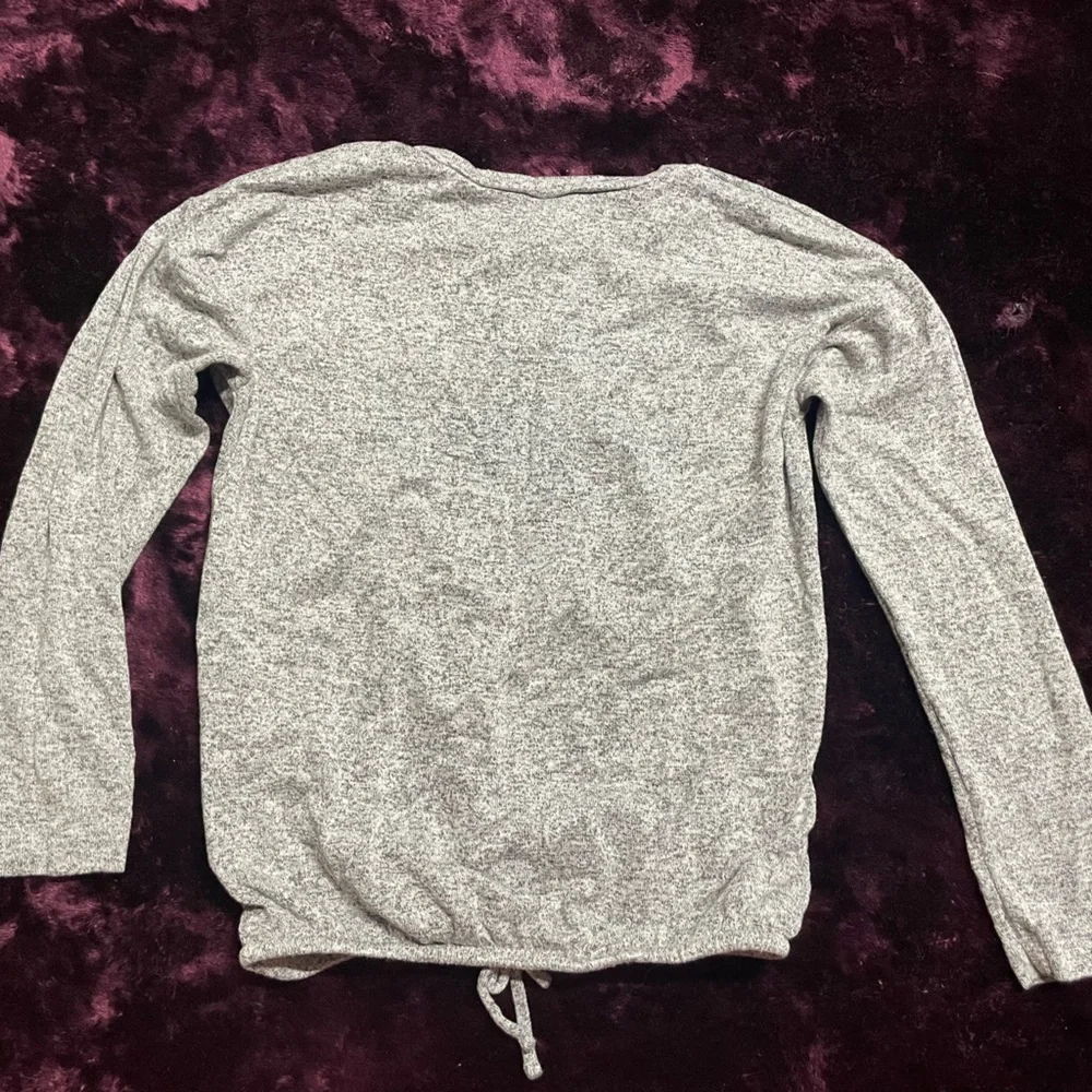 OshKosh B'gosh Gray Long Sleeve Top